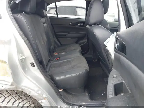 JA4ATWAA9NZ000811 2022 MITSUBISHI ECLIPSE CROSS - Image 8