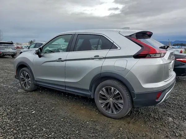JA4ATWAA9NZ002168 2022 MITSUBISHI ECLIPSE CROSS - Image 2