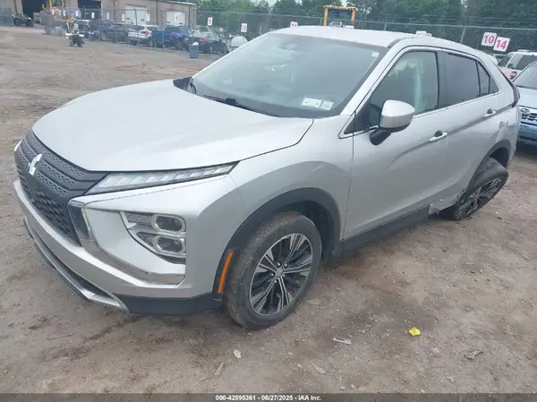 JA4ATWAA9NZ004499 2022 MITSUBISHI ECLIPSE CROSS - Image 2
