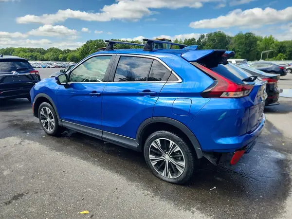 JA4ATWAA9NZ044727 2022 MITSUBISHI ECLIPSE CROSS - Image 2