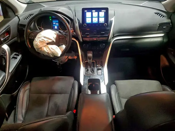 JA4ATWAA9PZ003565 2023 MITSUBISHI ECLIPSE CROSS - Image 8