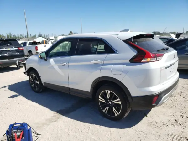 JA4ATWAA9RZ000863 2024 MITSUBISHI ECLIPSE CROSS - Image 2