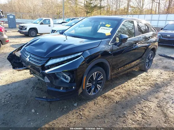 JA4ATWAA9RZ001642 2024 MITSUBISHI ECLIPSE CROSS - Image 2