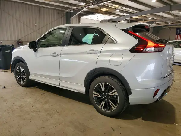 JA4ATWAA9RZ033488 2024 MITSUBISHI ECLIPSE CROSS - Image 2