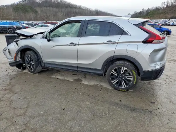 JA4ATWAA9RZ053692 2024 MITSUBISHI ECLIPSE CROSS - Image 2