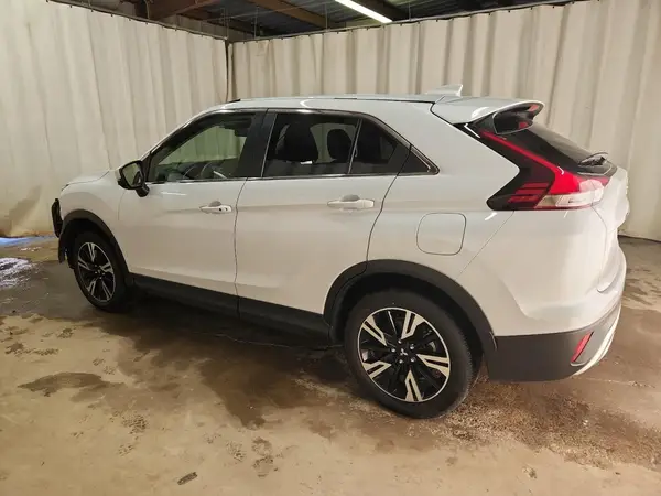 JA4ATWAA9RZ056348 2024 MITSUBISHI ECLIPSE CROSS - Image 2
