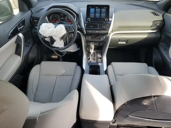 JA4ATWAA9RZ064983 2024 MITSUBISHI ECLIPSE CROSS - Image 8