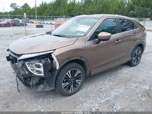 JA4ATWAA9RZ068967 2024 MITSUBISHI ECLIPSE CROSS - Image 2