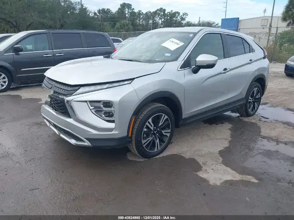 JA4ATWAA9RZ069942 2024 MITSUBISHI ECLIPSE CROSS - Image 2
