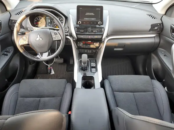 JA4ATWAA9RZ072324 2024 MITSUBISHI ECLIPSE CROSS - Image 8