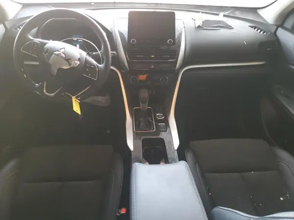 JA4ATWAA9SZ008662 2025 MITSUBISHI ECLIPSE CROSS - Image 8