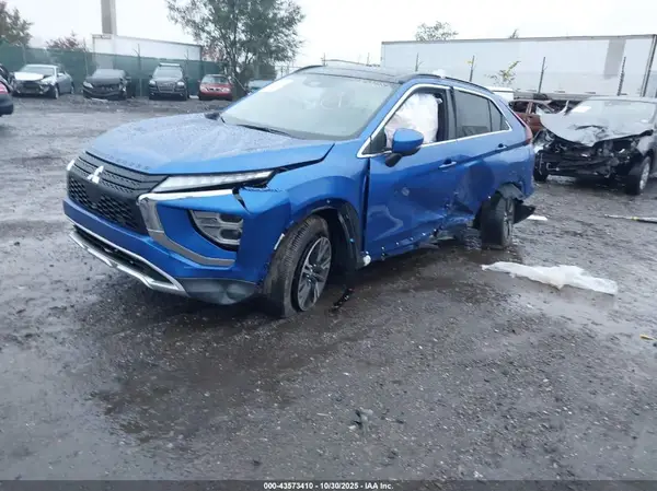 JA4ATWAA9SZ040107 2025 MITSUBISHI ECLIPSE CROSS - Image 2