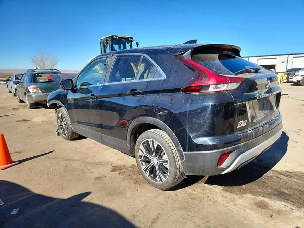 JA4ATWAAXNZ005659 2022 MITSUBISHI ECLIPSE CROSS - Image 2