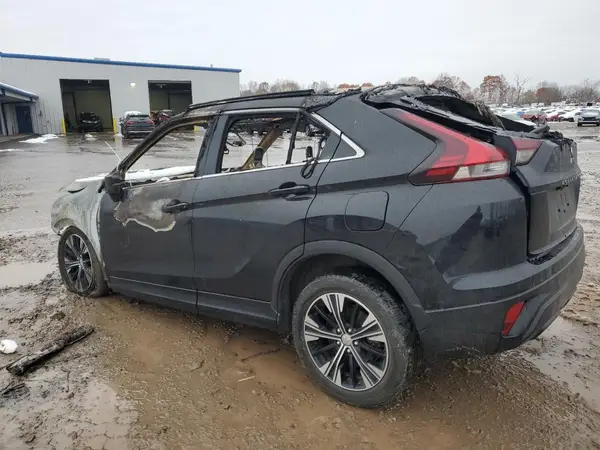 JA4ATWAAXNZ028648 2022 MITSUBISHI ECLIPSE CROSS - Image 2