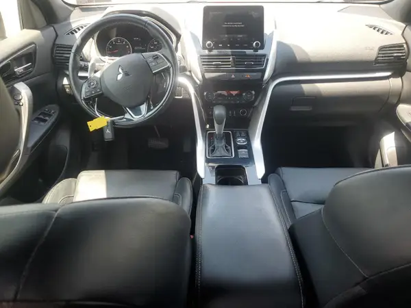 JA4ATWAAXNZ057051 2022 MITSUBISHI ECLIPSE CROSS - Image 8