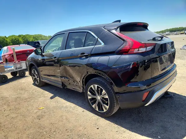 JA4ATWAAXNZ060922 2022 MITSUBISHI ECLIPSE CROSS - Image 2