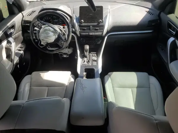 JA4ATWAAXNZ063738 2022 MITSUBISHI ECLIPSE CROSS - Image 8