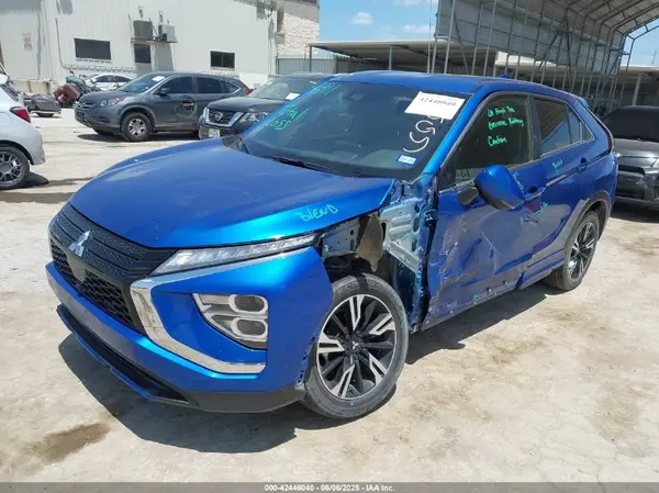 JA4ATWAAXPZ005454 2023 MITSUBISHI ECLIPSE CROSS - Image 2
