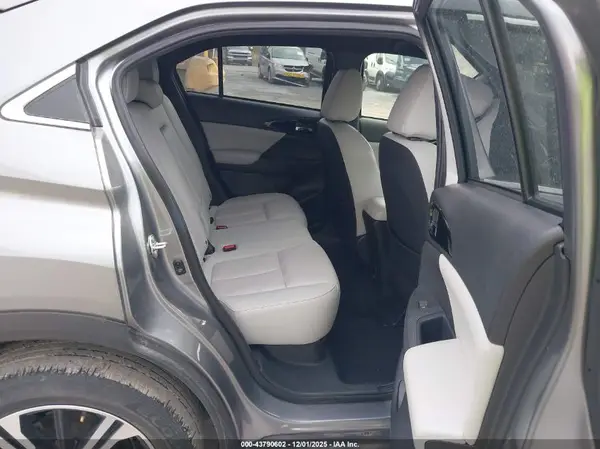 JA4ATWAAXPZ052225 2023 MITSUBISHI ECLIPSE CROSS - Image 8