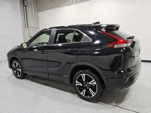 JA4ATWAAXRZ004758 2024 MITSUBISHI ECLIPSE CROSS - Image 2