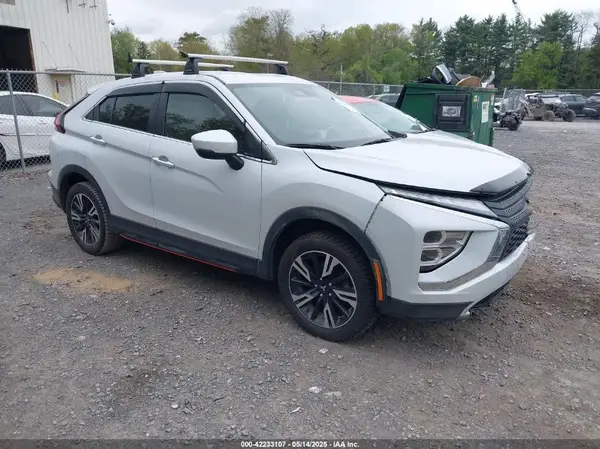 JA4ATWAAXRZ008213 2024 MITSUBISHI ECLIPSE CROSS - Image 1
