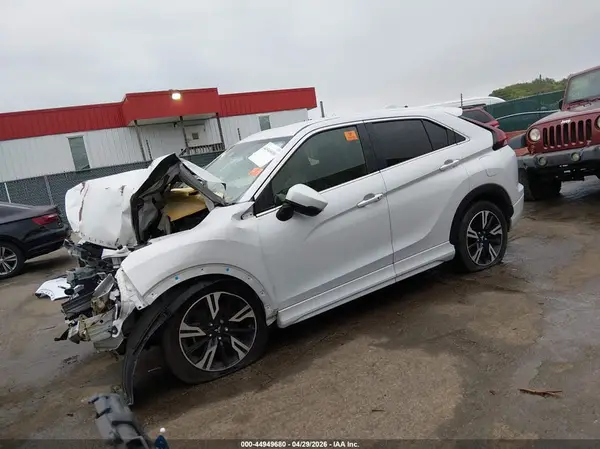 JA4ATWAAXRZ013380 2024 MITSUBISHI ECLIPSE CROSS - Image 2