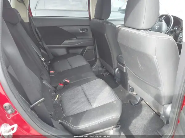 JA4AZ2A30HZ041468 2017 MITSUBISHI OUTLANDER - Image 8