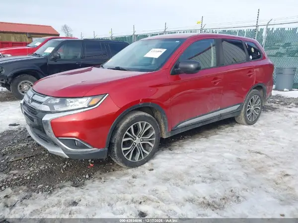 JA4AZ2A30HZ068430 2017 MITSUBISHI OUTLANDER - Image 2