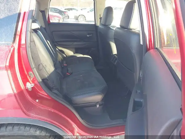JA4AZ2A30KZ602436 2019 MITSUBISHI OUTLANDER - Image 8