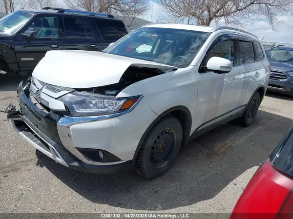 JA4AZ2A30KZ603036 2019 MITSUBISHI OUTLANDER - Image 2