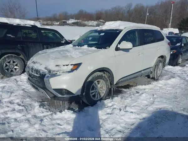 JA4AZ2A30KZ609967 2019 MITSUBISHI OUTLANDER - Image 2