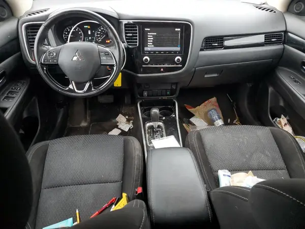 JA4AZ2A30LZ607198 2020 MITSUBISHI OUTLANDER - Image 8