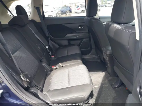 JA4AZ2A31GZ603408 2016 MITSUBISHI OUTLANDER - Image 8
