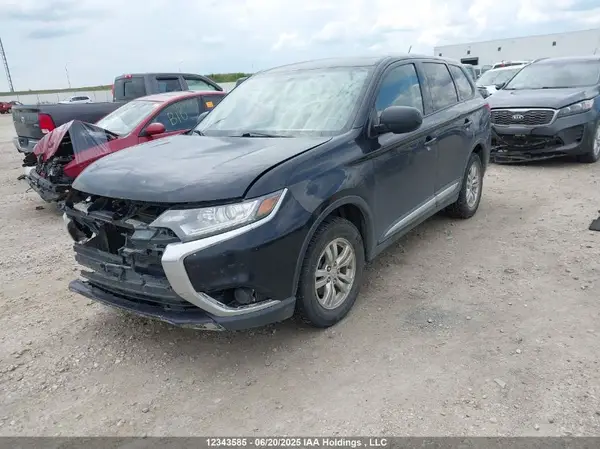 JA4AZ2A31GZ606664 2016 MITSUBISHI OUTLANDER - Image 2