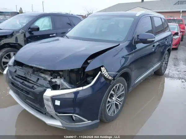 JA4AZ2A31GZ611878 2016 MITSUBISHI OUTLANDER - Image 2
