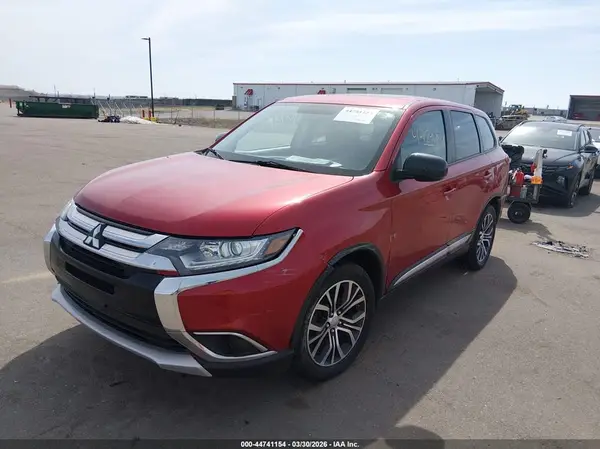 JA4AZ2A31HZ002243 2017 MITSUBISHI OUTLANDER - Image 2