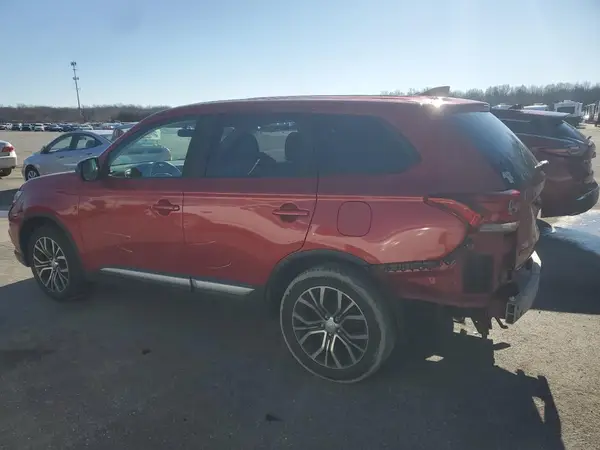 JA4AZ2A31HZ015249 2017 MITSUBISHI OUTLANDER - Image 2