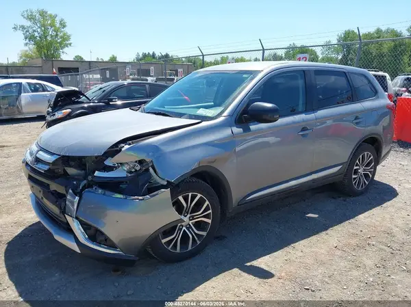 JA4AZ2A31HZ022007 2017 MITSUBISHI OUTLANDER - Image 2