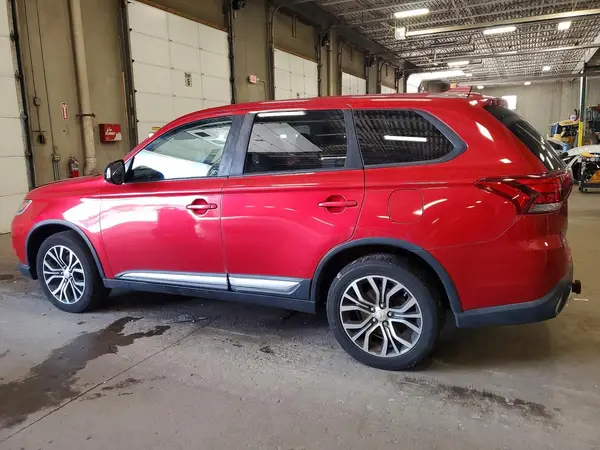 JA4AZ2A31HZ036439 2017 MITSUBISHI OUTLANDER - Image 2