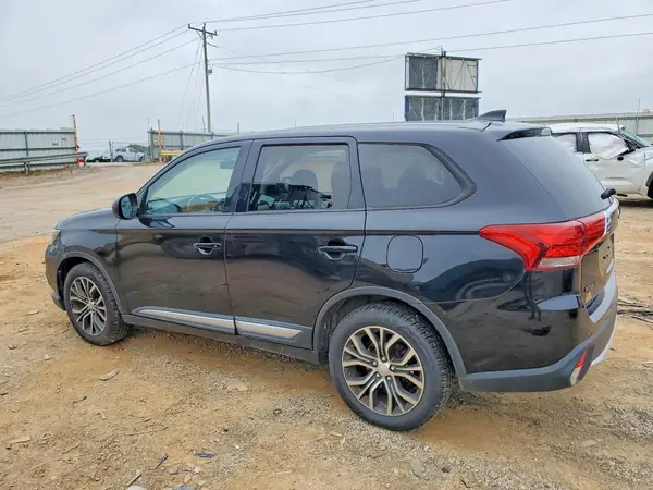 JA4AZ2A31HZ054679 2017 MITSUBISHI OUTLANDER - Image 2