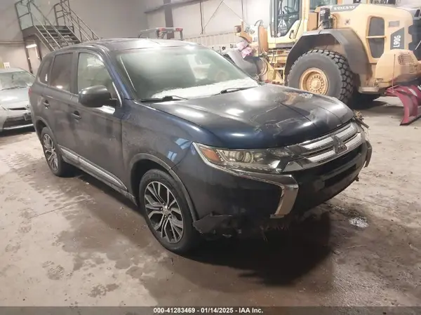 JA4AZ2A31JZ008291 2018 MITSUBISHI OUTLANDER - Image 1