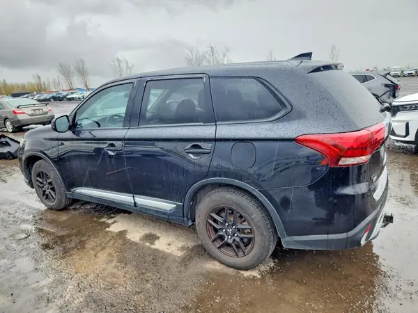 JA4AZ2A31KZ606687 2019 MITSUBISHI OUTLANDER - Image 2