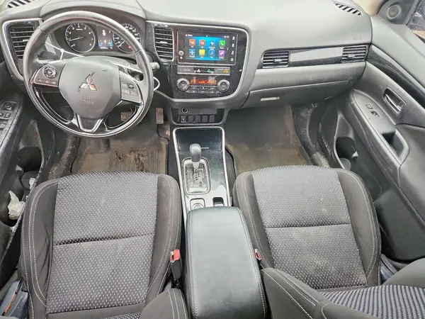 JA4AZ2A31KZ606687 2019 MITSUBISHI OUTLANDER - Image 8
