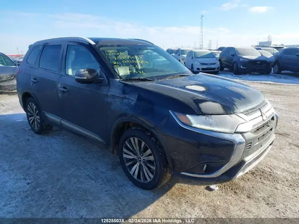 JA4AZ2A31LJ600260 2020 MITSUBISHI OUTLANDER - Image 1