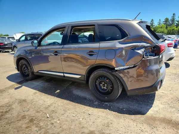 JA4AZ2A32GZ603725 2016 MITSUBISHI OUTLANDER - Image 2