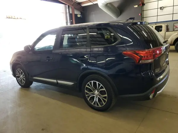 JA4AZ2A32HZ025451 2017 MITSUBISHI OUTLANDER - Image 2