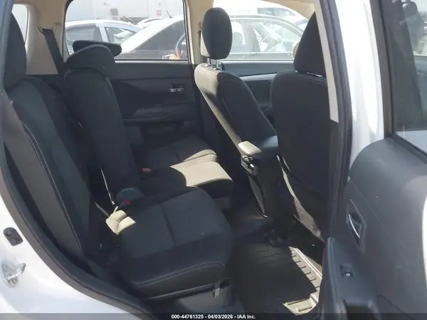 JA4AZ2A32HZ027863 2017 MITSUBISHI OUTLANDER - Image 8