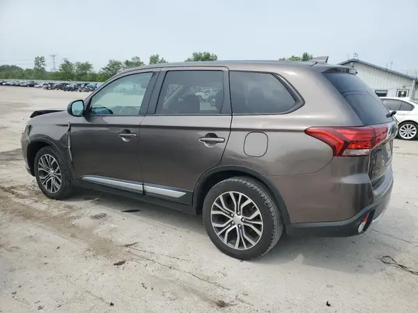JA4AZ2A32HZ051967 2017 MITSUBISHI OUTLANDER - Image 2