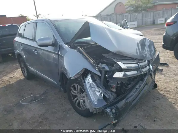 JA4AZ2A32JZ602548 2018 MITSUBISHI OUTLANDER - Image 1