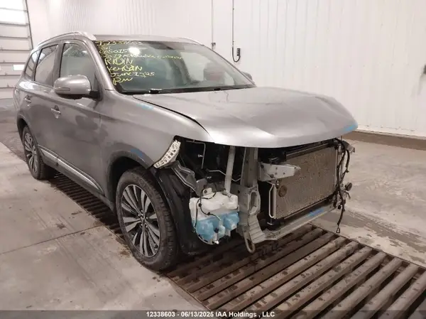 JA4AZ2A32KZ605015 2019 MITSUBISHI OUTLANDER - Image 1